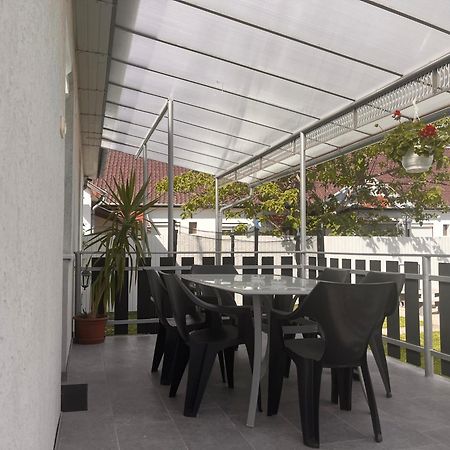 Pandora Pool Apartman Hajdúszoboszló Zewnętrze zdjęcie