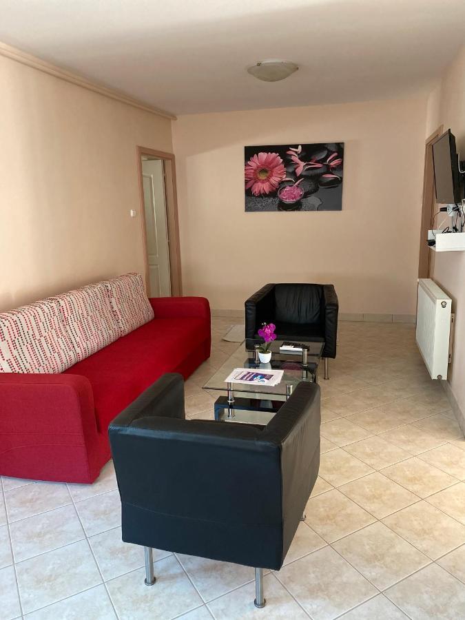 Pandora Pool Apartman Hajdúszoboszló Zewnętrze zdjęcie