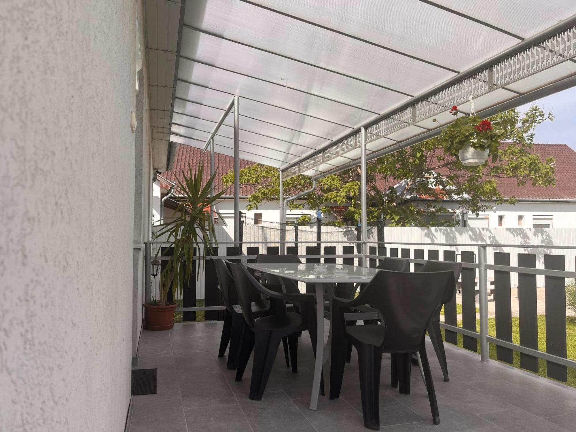 Pandora Pool Apartman Hajdúszoboszló Zewnętrze zdjęcie