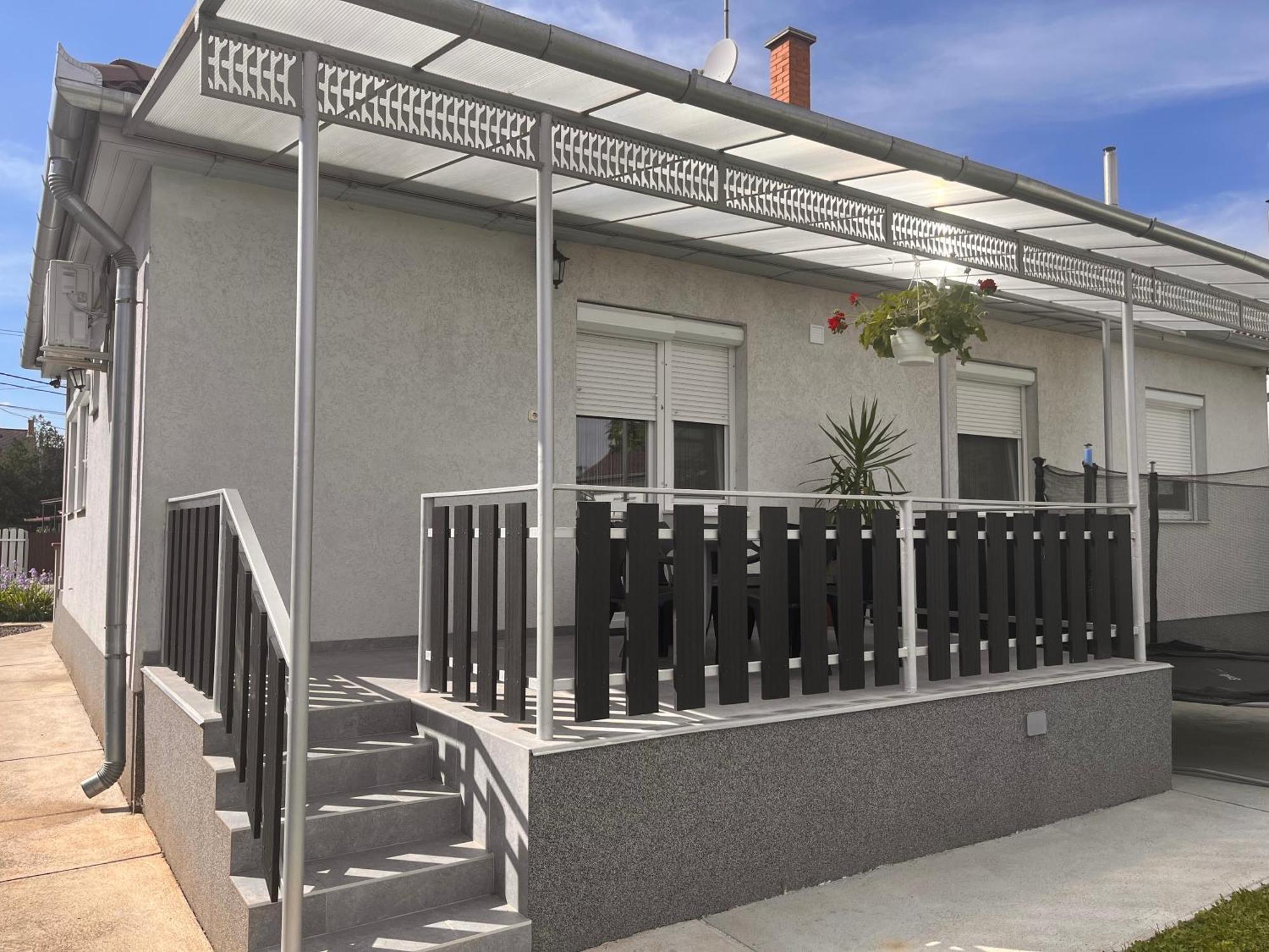 Pandora Pool Apartman Hajdúszoboszló Zewnętrze zdjęcie